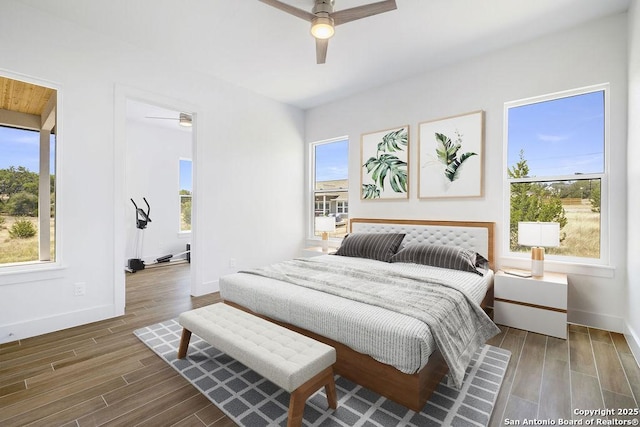 bedroom featuring ceiling fan