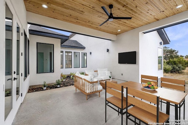 view of patio / terrace with an outdoor hangout area and ceiling fan