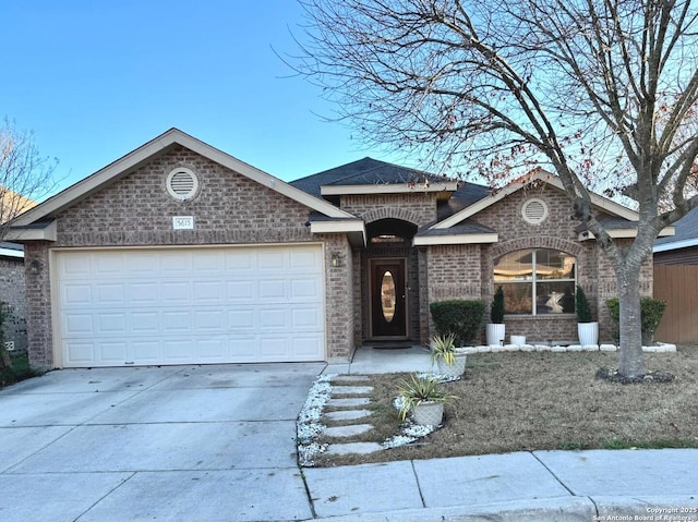 view of front facade with a garage