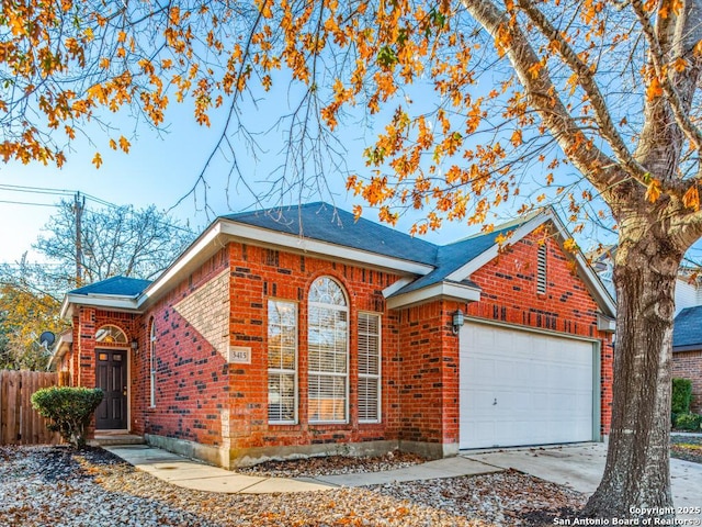 view of front of property featuring a garage