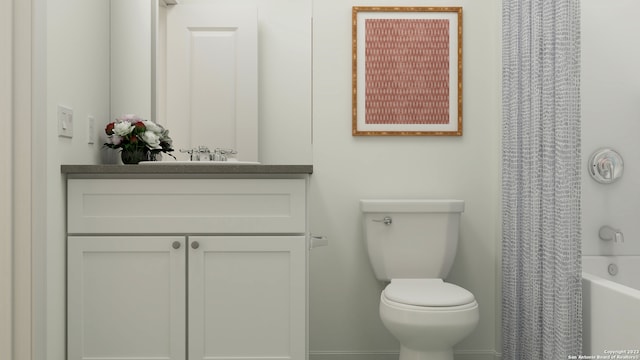 full bathroom featuring vanity, toilet, and shower / tub combo with curtain