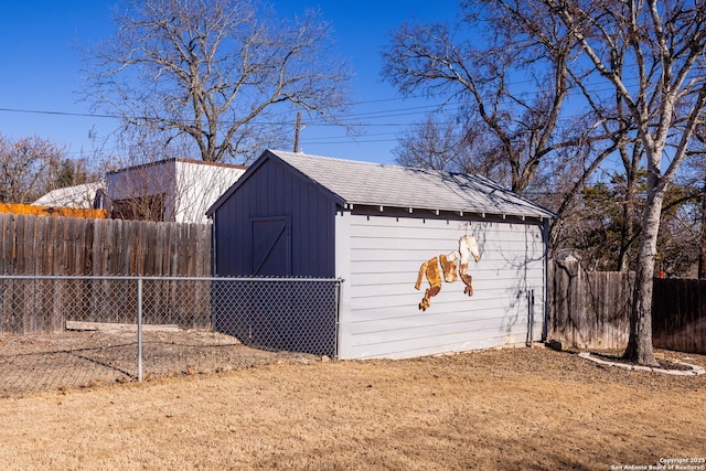 view of outbuilding