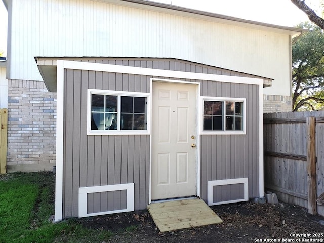 view of outbuilding