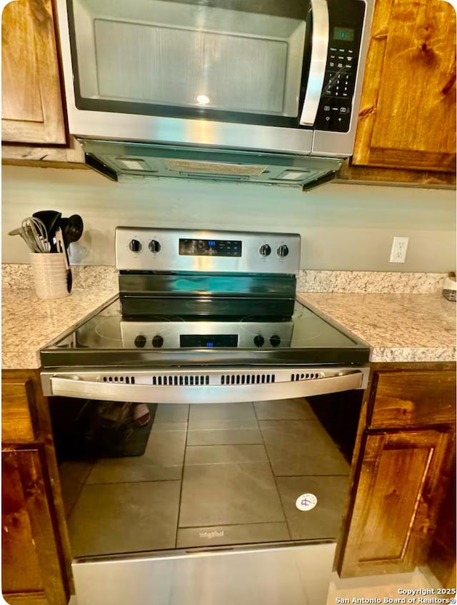 kitchen featuring stainless steel appliances