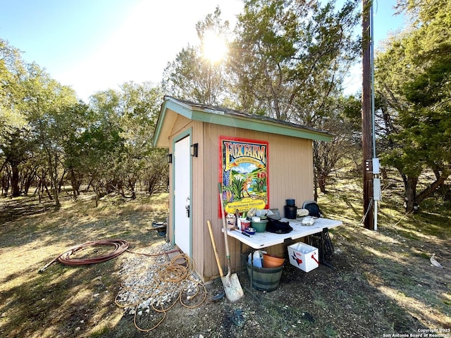 view of outbuilding