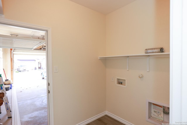 laundry room with washer hookup, laundry area, hookup for a gas dryer, and baseboards