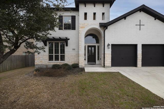 view of front of house featuring a garage