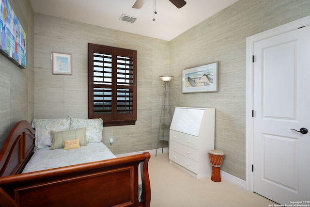 bedroom featuring carpet and ceiling fan