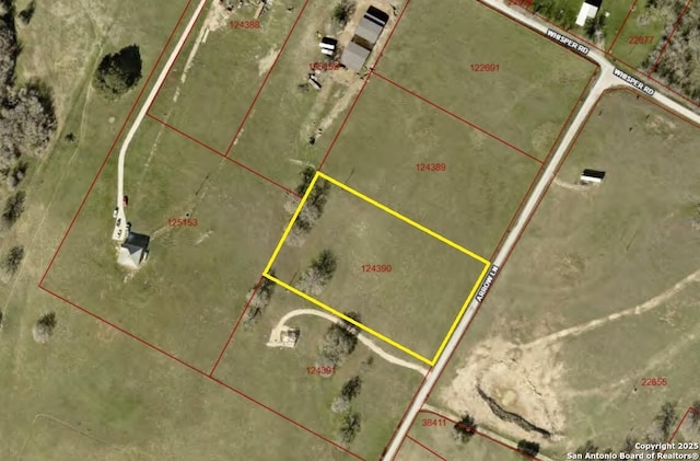 Listing photo 3 for 439 Arrow, Luling TX 78648