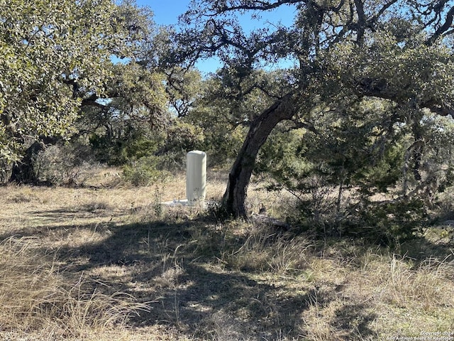 Listing photo 2 for 1195 Hills Of Bandera Rd, Bandera TX 78003