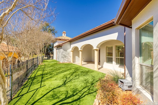 view of yard with a patio area