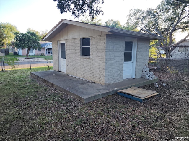 view of outbuilding