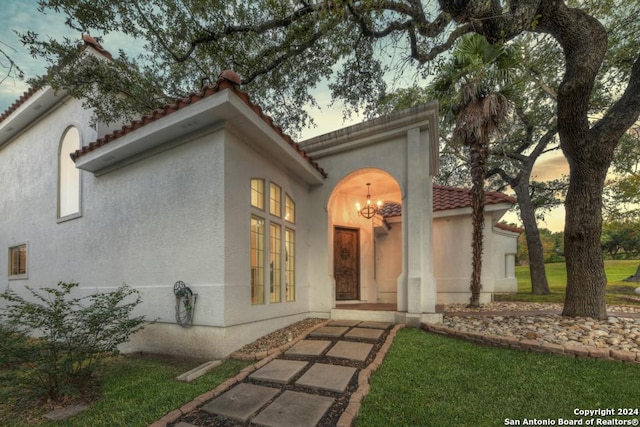 exterior space featuring a yard