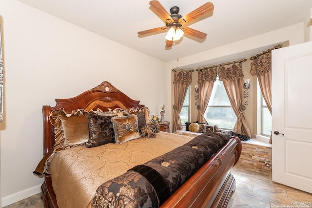 bedroom with ceiling fan