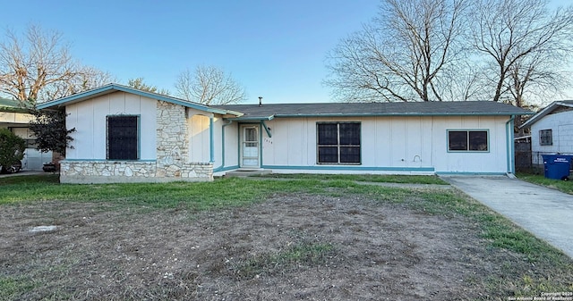 view of single story home