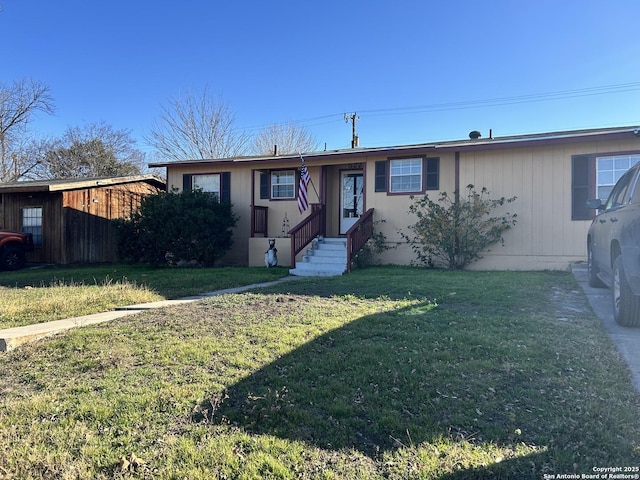 522 Marquette Dr, San Antonio, TX 78228 - ranch-style house with a front lawn