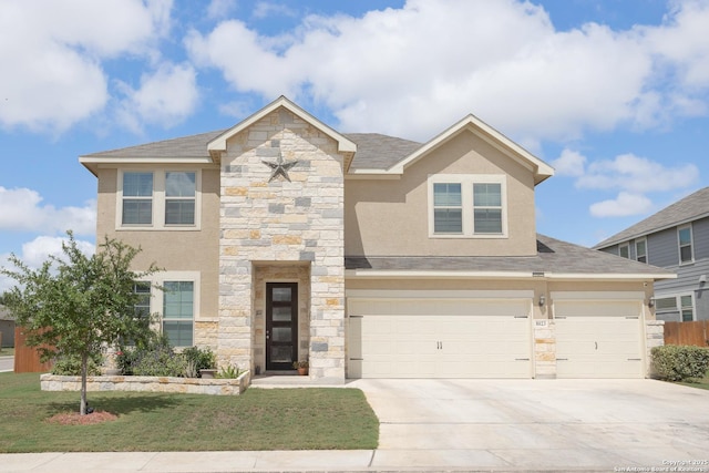 view of front facade featuring a garage