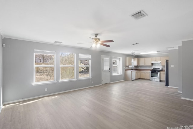 unfurnished living room featuring ornamental molding, light hardwood / wood-style floors, and ceiling fan