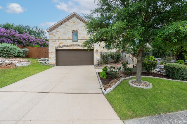 view of front of property with a front lawn