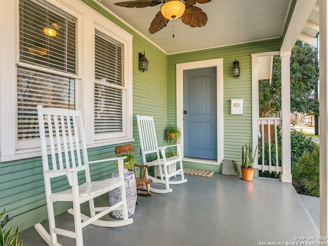 view of patio with ceiling fan and covered porch