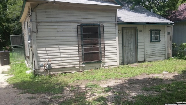 view of outdoor structure