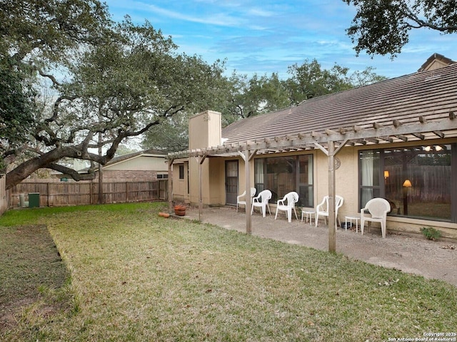 view of yard featuring a pergola and a patio