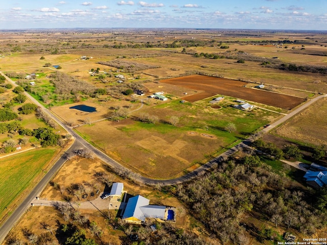 Listing photo 2 for 560 County Road 352, Saint Hedwig TX 78152