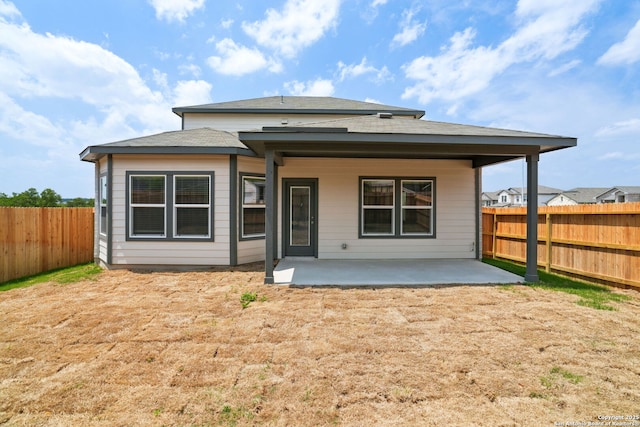 5712 Beths Way, San Antonio, TX 78253 - rear view of property featuring a patio and a fenced backyard