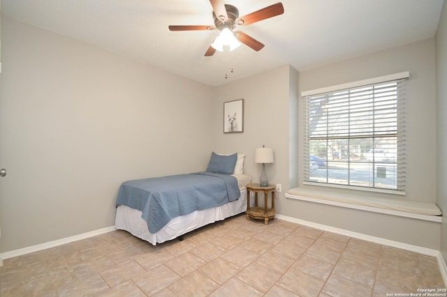 bedroom with ceiling fan