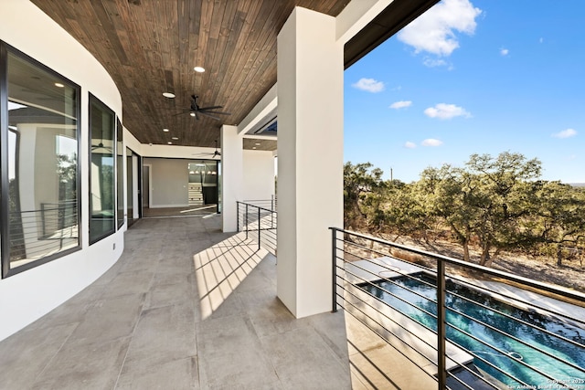 balcony with ceiling fan