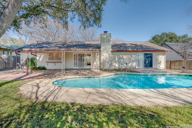 view of pool featuring a patio area