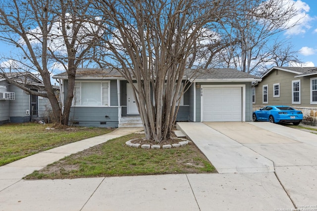 view of front of home with a garage and a front yard