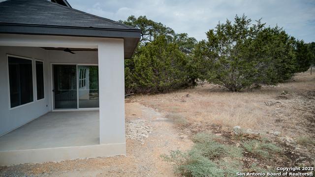 view of yard with a patio area