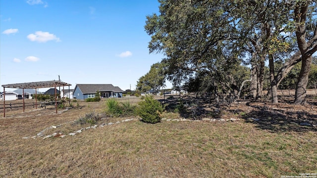 Listing photo 3 for 110 Antonio Perez, Blanco TX 78606