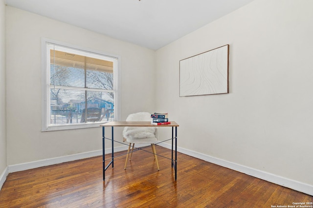 office with hardwood / wood-style floors