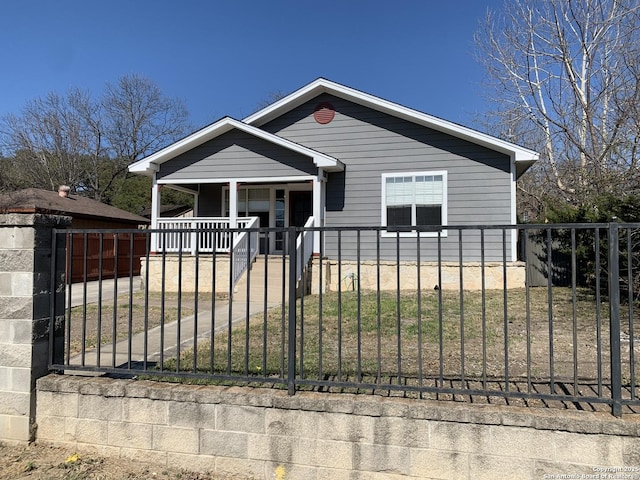 view of front facade with covered porch