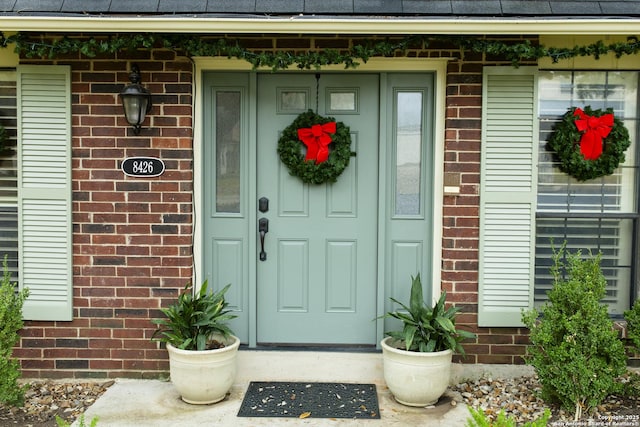 view of property entrance