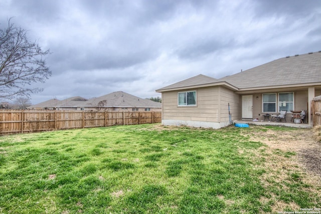 view of yard with a patio