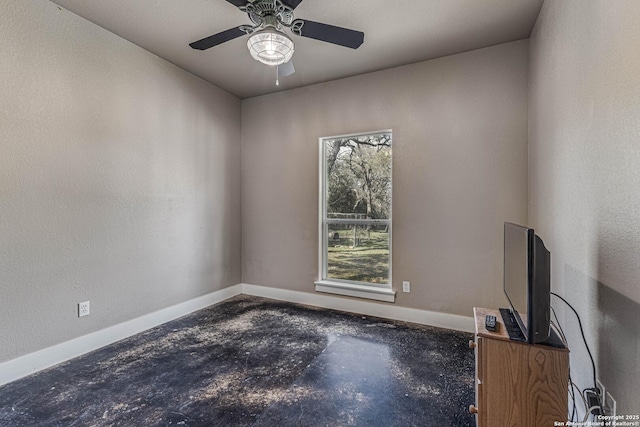 unfurnished room featuring ceiling fan