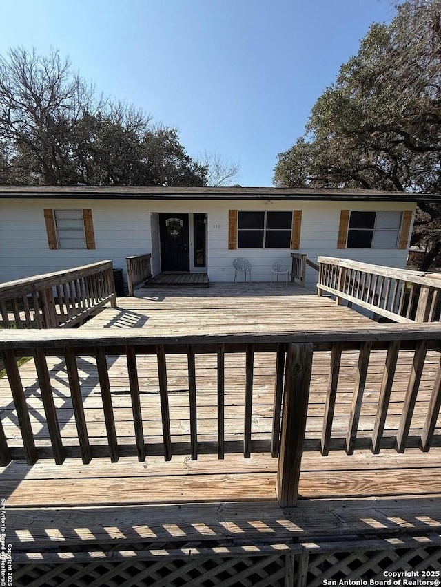 view of front of property featuring a deck