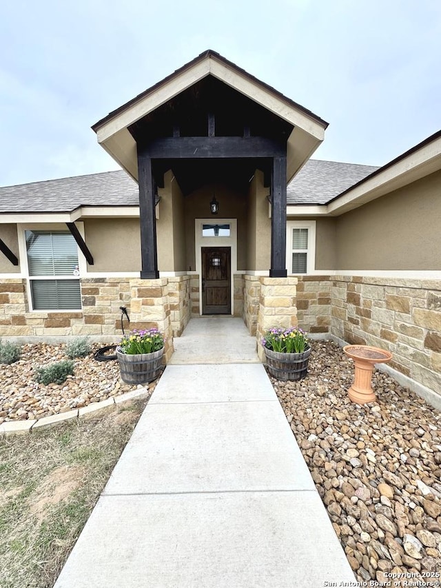 view of property entrance