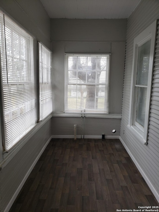 916 5th St, Orange, TX 77630 - interior space