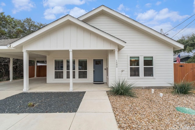 view of front of home