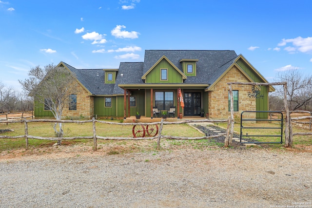 view of front of property