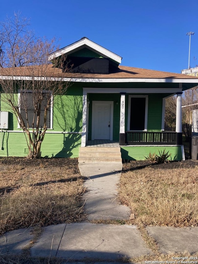 view of front of home with covered porch