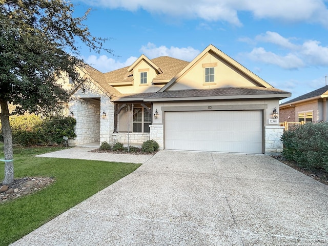 view of front of property with a front lawn