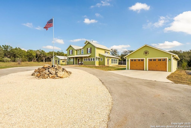 view of front facade with a garage