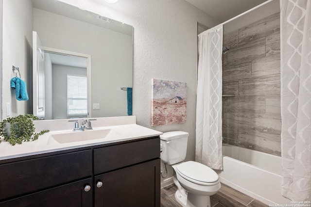 full bath with shower / tub combo with curtain, visible vents, toilet, wood tiled floor, and vanity