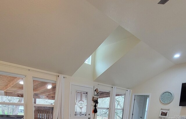 39 Post Oak Ln, Vernia, TX 78121 - view of details