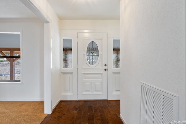 entrance foyer featuring visible vents and baseboards